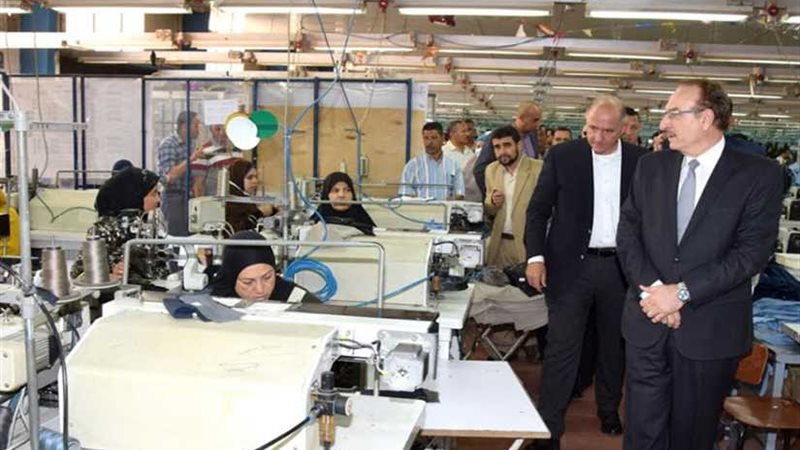 محافظ بني سويف يزور