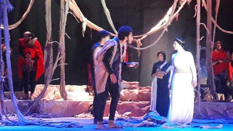 كلية التجارة تحصد