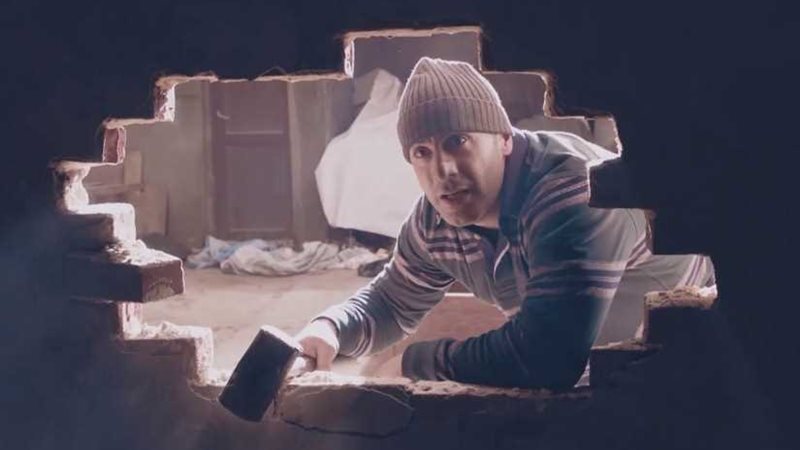 أحمد السقا يكرر تجربة