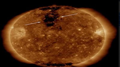 شاهد .. ثقب الشمس العملاق الذي يؤثر على الأرض