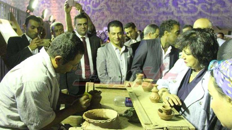 وزير الثقافة تتابع