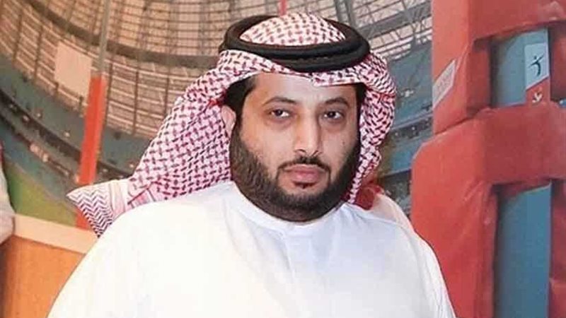 تركي الـ الشيخ يصطدم