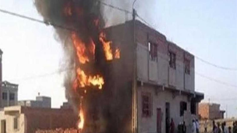 إخماد حريق اندلع