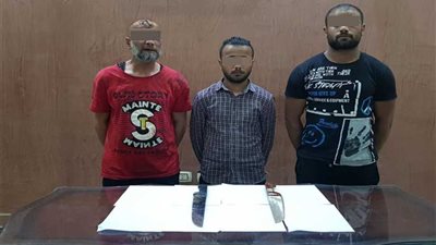 بسبب السخرية.. ضبط صاحب محل ونجله وعامل قتلوا آخر