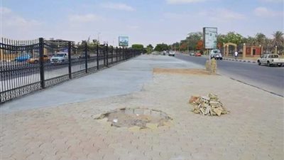 محافظ الاسماعيلية يتابع استكمال أعمال تطوير ورفع كفاءة الطريق الدائرى وصيانة وتجديد النافورات