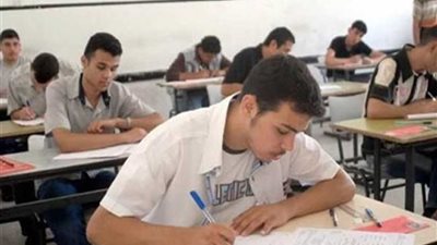 156 ألفا يؤدون غدا امتحانات الثانوية الأزهرية