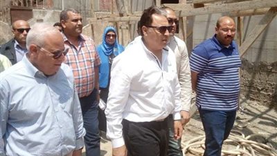 وزير الصحة يبدي استياءه من بطء العمل في وحدة الزهور الصحية ببورسعيد