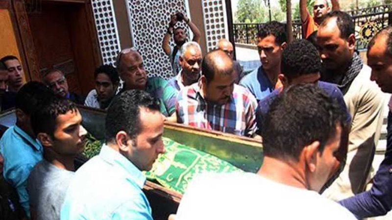 تشييع جثمان على لطفى