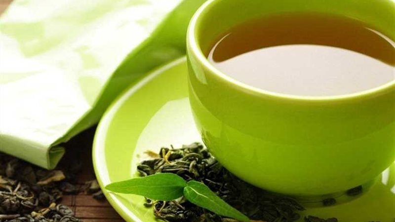 الشاي الأخضر يعالج