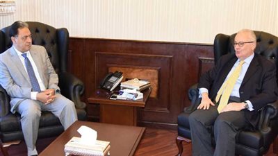 وزير الصحة يناقش مع سفير إيطاليا سبل التعاون بين البلدين في المجال الصحي