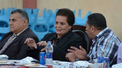 بالصور.. محافظ البحيرة تُشارك العاملين بمنظومة النظافة حفل الإفطار السنوي