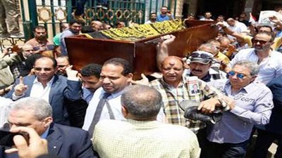 تشييع جثمان الفنانة مديحة يسري إلى مثواه الأخير من مسجد السيدة نفيسة