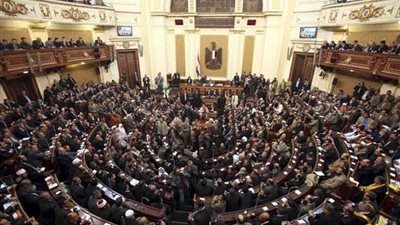 الاذاعة الداخلية لمجلس النواب تذيع أغاني وطنية قبل وصول رئيس الجمهورية