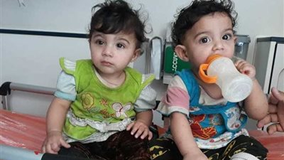 كشف هوية الرضيعتين المعثور عليهما أمام مستشفى المنصورة الجامعي