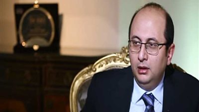 صاحب أول محمول مصرى : 18% من المصريين يغيرون هواتفهم سنويا..فيديو