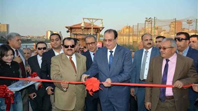 محافظ الدقهلية يهنئ 