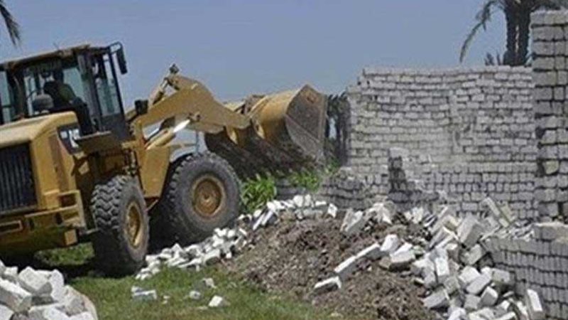 إزالة 5 حالات تعدٍ