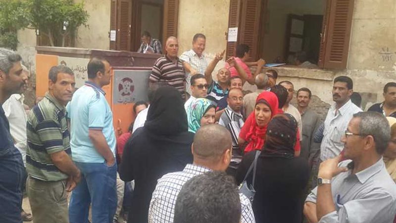 إقبال متوسط على الانتخابات