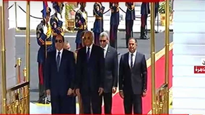 لحظة وصول السيسي