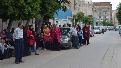 الفرحة تغمر طلاب الغربية لسهولة اللغة العربية