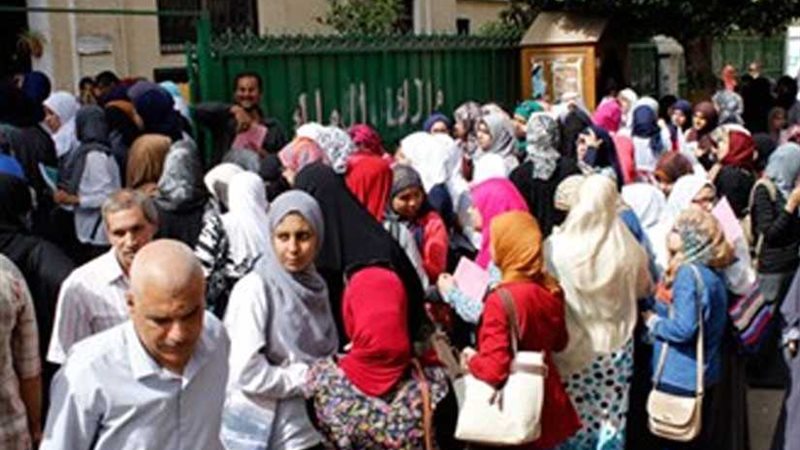 فرحة بين طلاب ثانوية