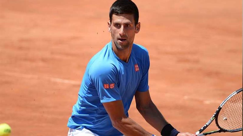 الصربي جوكوفيتش والإيطالي