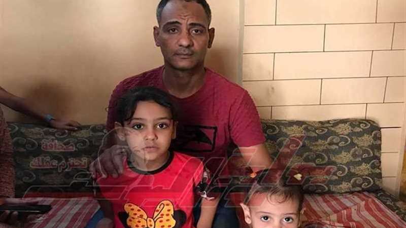 بالصور.. منار طفلة