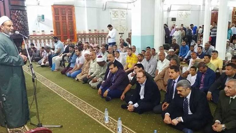 محافظ بني سويف يشهد