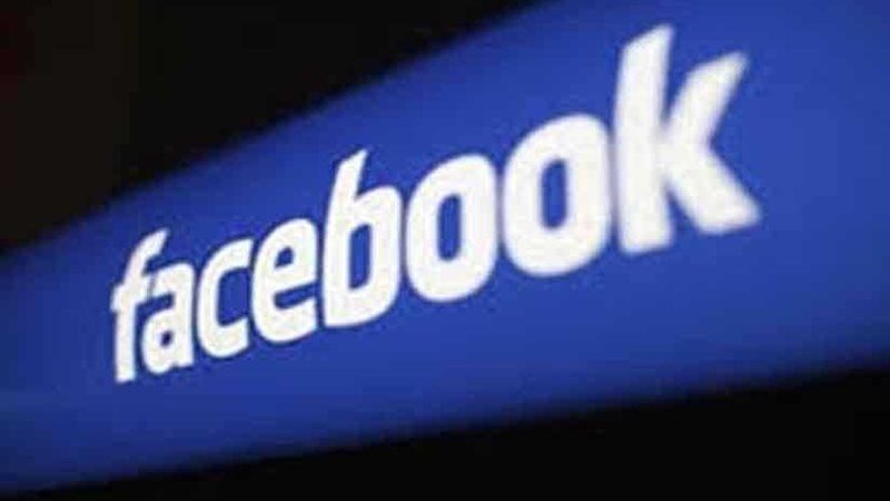 فيس بوك يبرم اتفاقيات