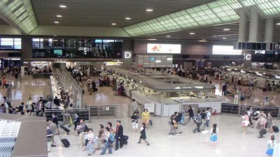 مطار ناريتا الدولي في اليابان يستخدم بوابات للتعرف على الوجه