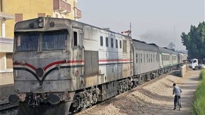 توقف حركة قطارات الصعيد بسبب إطلاق أعيرة نارية بين عائلتين في كفر عمار