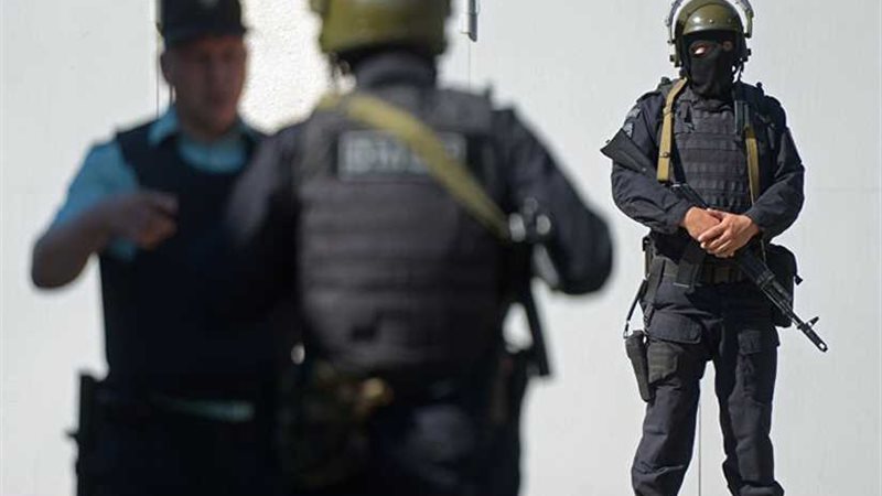 تصفية مسلحين اثنين