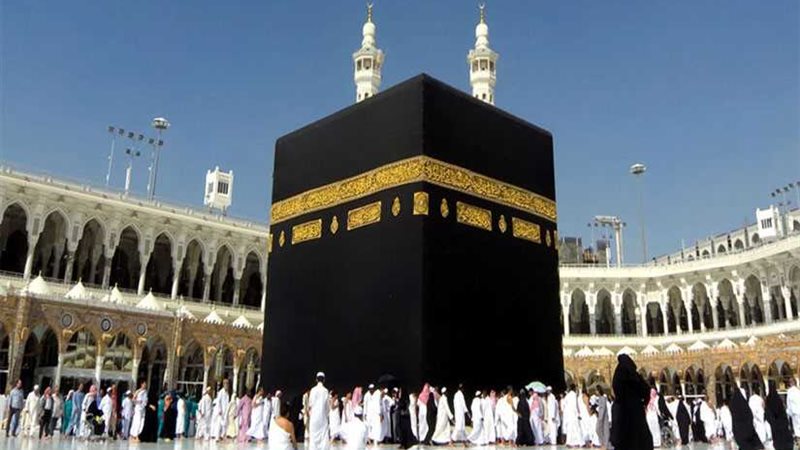 المنتحرون في بيت