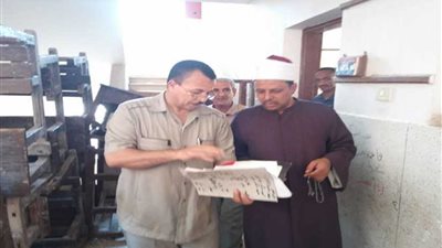 بالصور.. رئيس منطقة أسيوط الأزهرية يتفقد امتحانات الشهادة الثانوية
