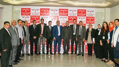 المصريين الأحرار بالسويس يقيم إفطارا رمضانيا للأعضاء وقياديين بالحزب