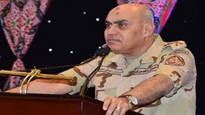 وزير الدفاع يلتقى بأبطال ومقاتلى قوات الدفاع الجوى والمنطقة الغربية العسكرية 