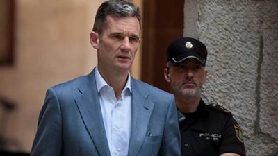 محكمة تمهل صهر ملك إسبانيا 5 أيام لتسليم نفسه