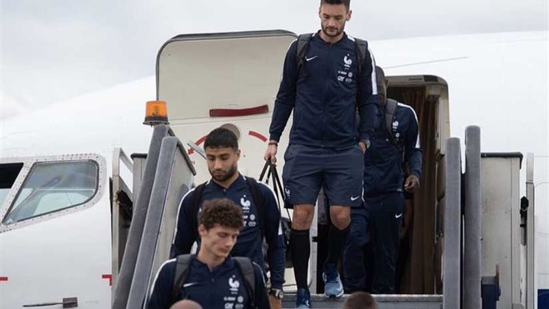 وصول منتخب فرنسا