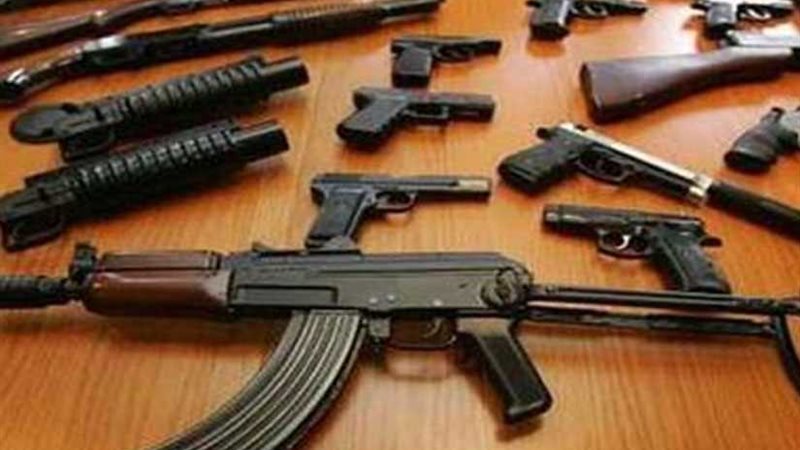 ضبط 12 قطعة سلاح