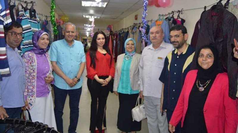 افتتاح معرض ملابس