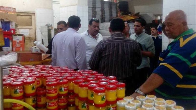 ضبط مصنع زيوت ومستحضرات