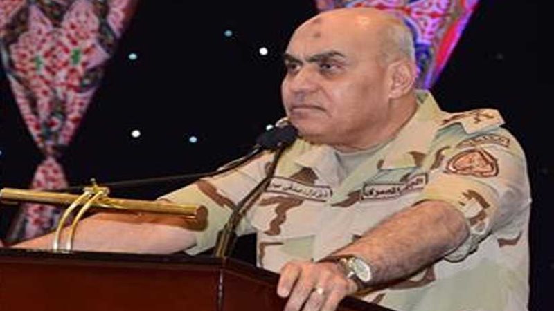 وزير الدفاع يلتقى