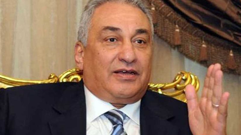 عاشور يكشف تفاصيل