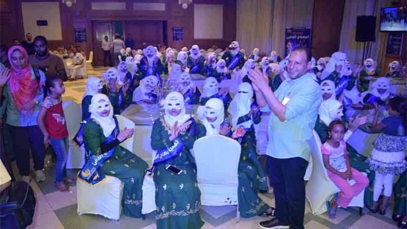 تجهيز 100 يتيمة خلال