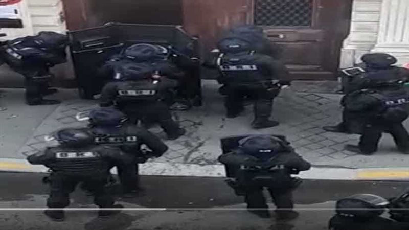 القوات الفرنسية تحرر