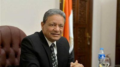 كرم جبر : مكافأة نهاية الخدمة سارية ولم يتم الغاؤها