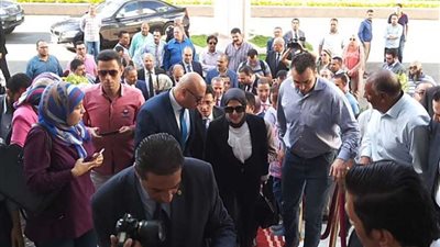 قيادات الصحة في استقبال حاشد للوزيرة 