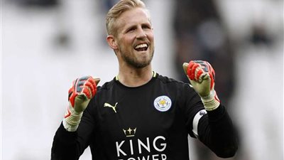 كاسبر شمايكل يحطم أسطورة والده مع الدنمارك