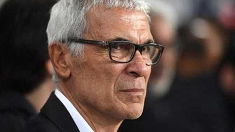 كوبر يحسم الجدل الدائر