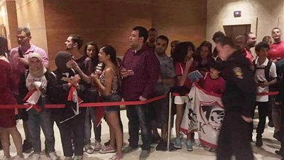 بعثة الفراعنة تكشف حقيقة انضمام الفنانين لمعسكر لاعبي المنتخب (صور)